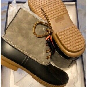 Henry Ferrera Collection Women's Winter Laceup Duck Boots Gray Size 6 New in Box